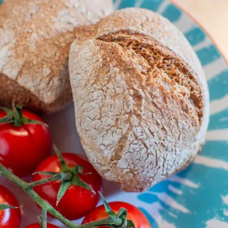 Colours 10 M Away Piazza Del Campo