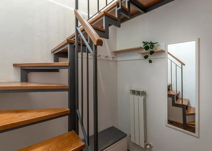 Colours 10 M Away Piazza Del Campo Apartment