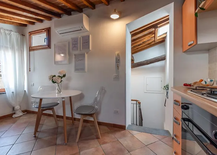 Apartment Colours 10 M Away Piazza Del Campo Siena