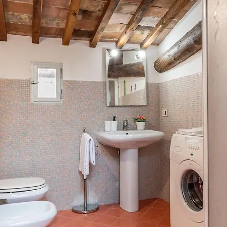 Colours 10 M Away Piazza Del Campo Lejlighed